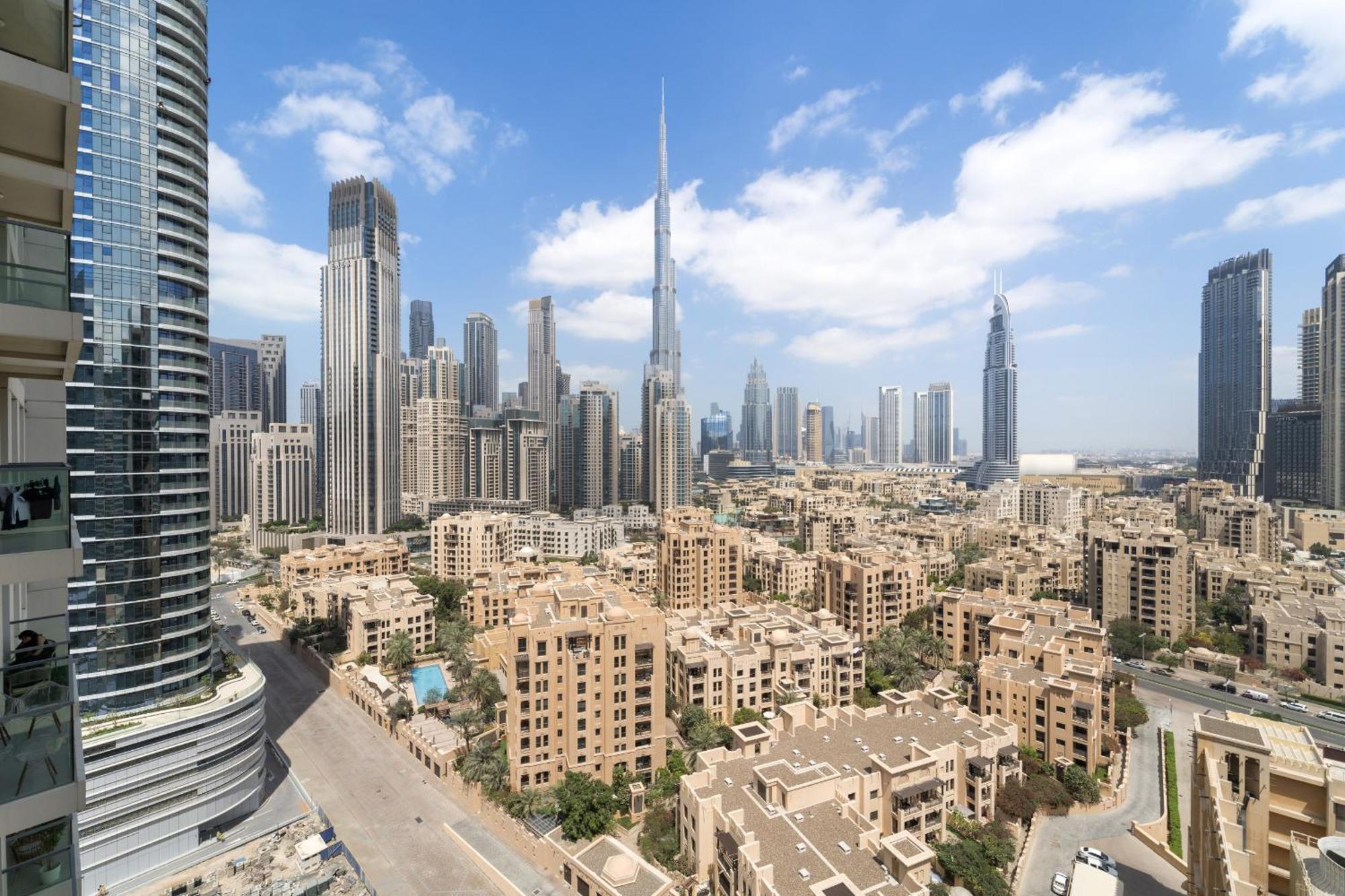 Vayk - Spacious 2 Bd With Burj Khalifa Views *