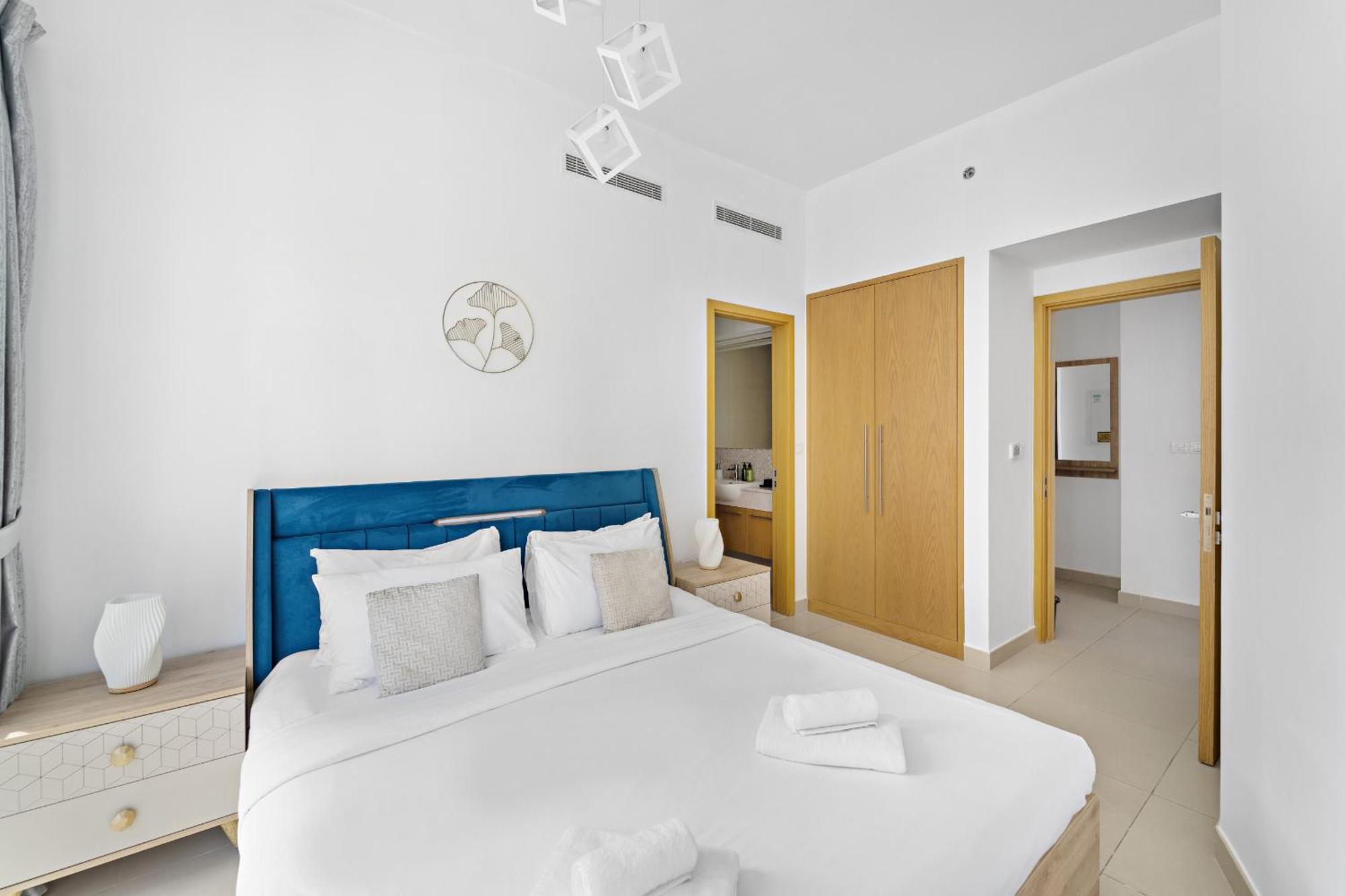 Vayk - Spacious 2 Bd With Burj Khalifa Views *