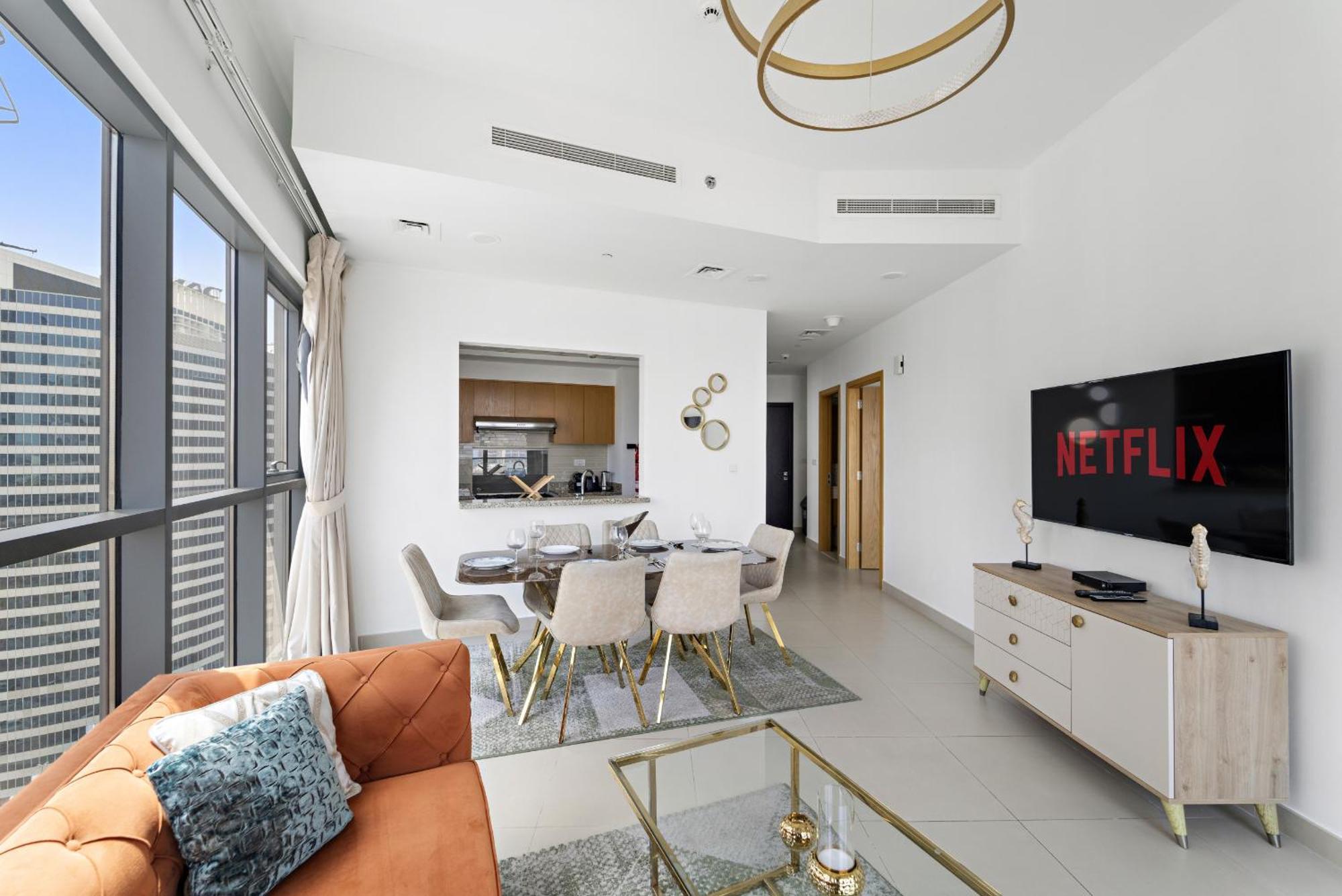 Vayk - Spacious 2 Bd With Burj Khalifa Views Apartment